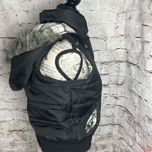 Max Rave Black Puffer Vest w/ Faux Fur Hood Sz M - Picture 5 of 10